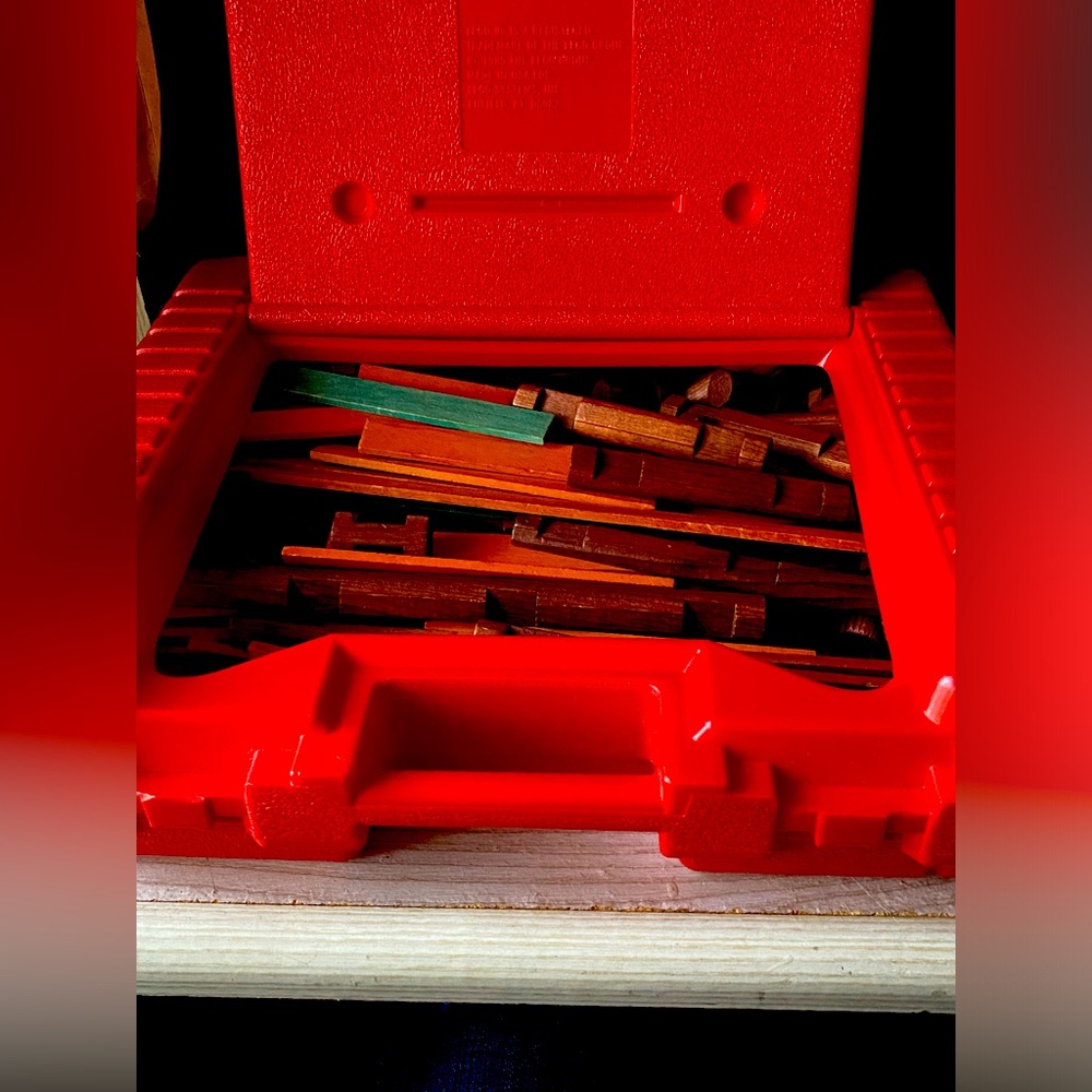 Vintage LEGO 1985 Red Plastic Storage Carrying Case 15" x 12" x 4" & Wood Lego’s